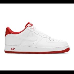 AIR FORCE 1 UNIVERSITY RED GRADESCHOOL 7Y (comes w box)